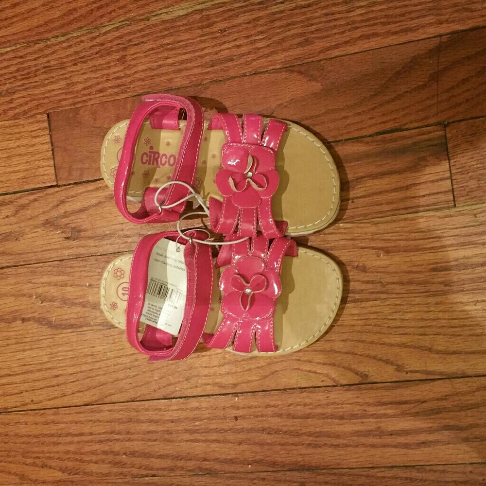Brand New pink Circo Sandals. Sz. 10